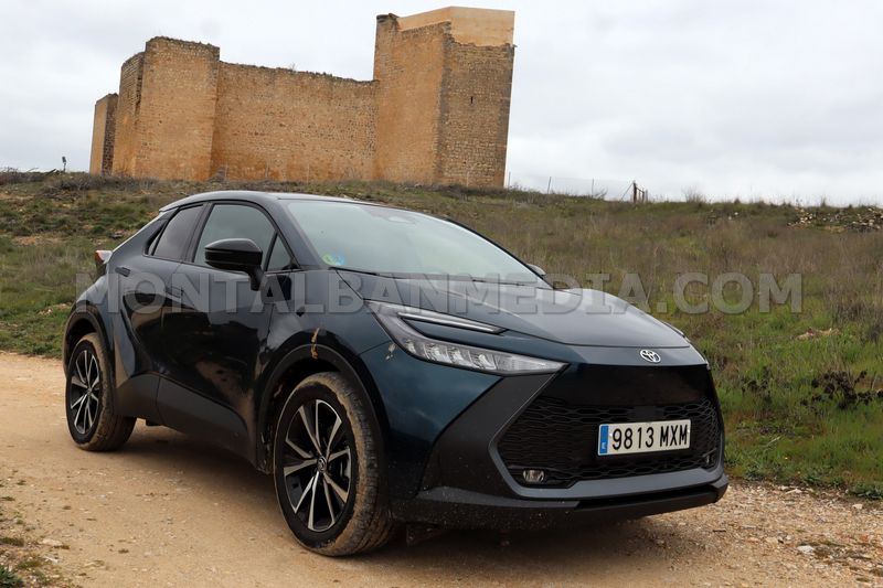 prueba toyota chr 4x4
