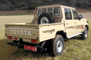 land cruiser 70